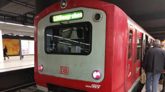 Rücklicht der S31 nach Neugraben